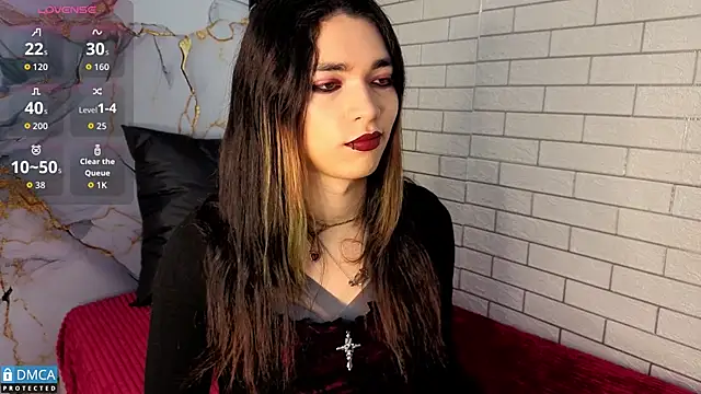 MaeveKuro online show from April 7, 3:29 am