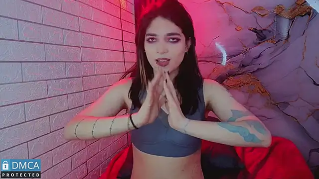 MaeveKuro online show from June 21, 9:34 am