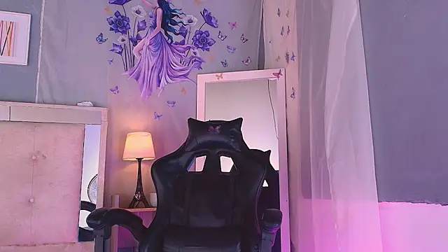 Emily Castillo 1 online show from March 21, 8:19 am