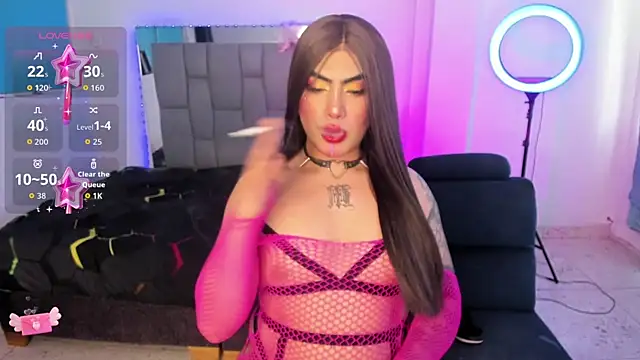 Sophie whitexxx online show from July 5, 7:09 pm