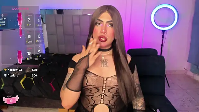 Sophie whitexxx online show from July 17, 11:22 pm