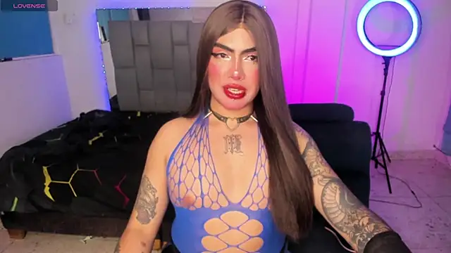 Sophie whitexxx online show from July 23, 11:25 pm