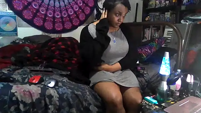 GardeniaFields online show from November 14, 6:54 am