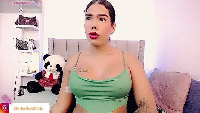 taniababy online show from July 31, 4:40 pm
