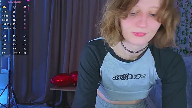 c0ralynx online show from February 17, 1:57 am