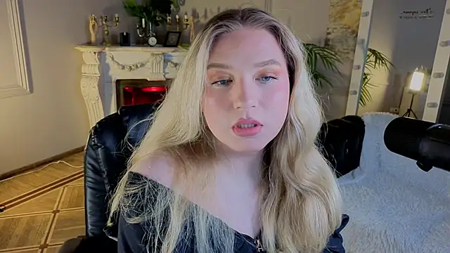 Jes Solar online show from November 12, 9:03 pm