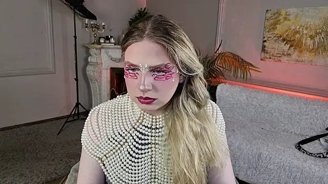 Jes Solar online show from June 19, 8:57 pm