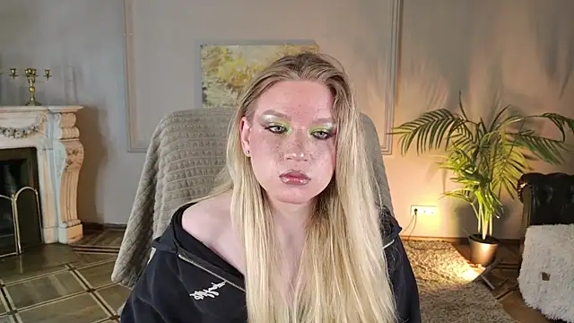 Jes Solar online show from July 31, 9:15 pm