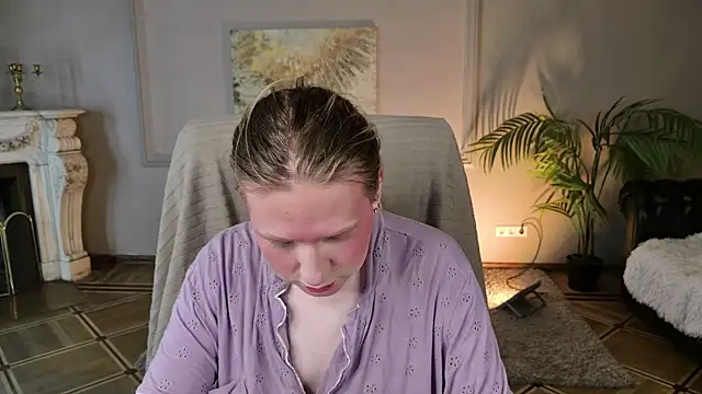 Jes Solar online show from August 3, 9:10 pm
