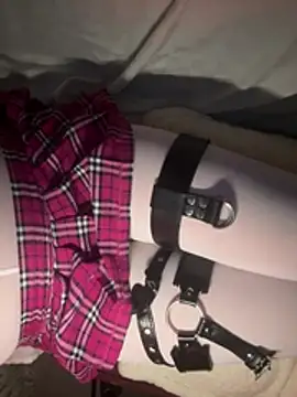 69kinkypickle69 online show from August 8, 2:51 am