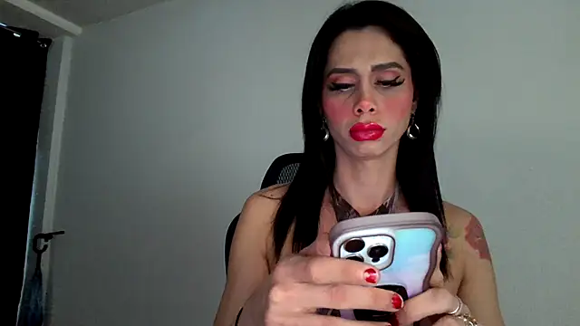 lolateton online show from November 2, 10:08 pm