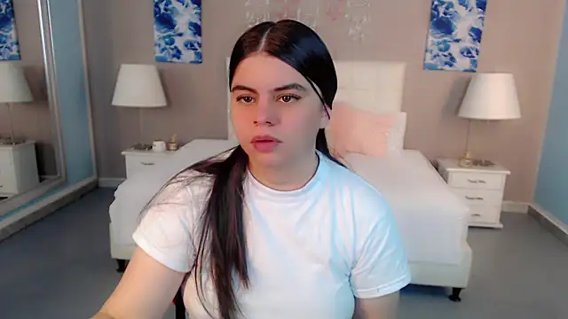 maddissonivanova online show from March 4, 7:18 pm