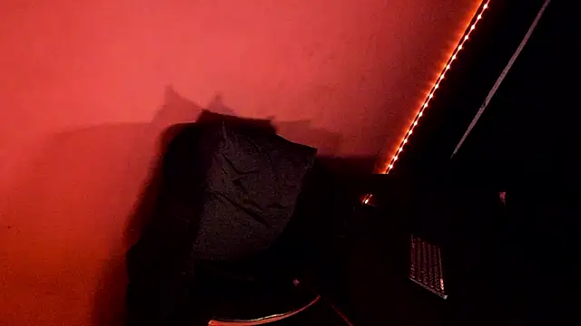 sourcherryes online show from August 4, 12:44 pm