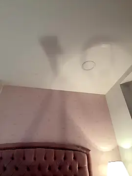 Bella  Wood online show from November 29, 8:11 pm