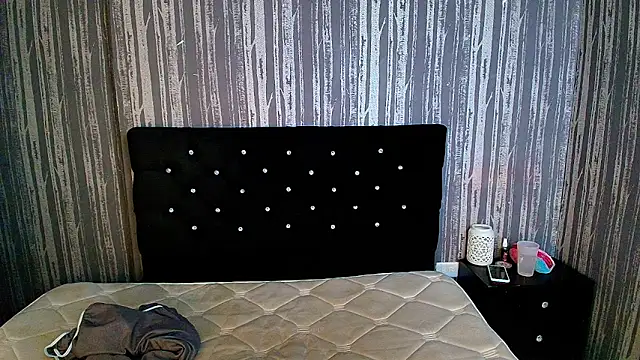 Alicee Moonn online show from March 16, 8:12 pm