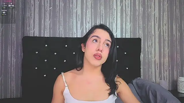Alicee Moonn online show from July 30, 8:52 pm