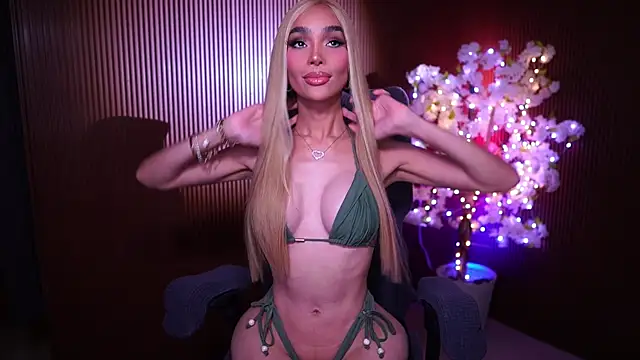 xxforyoureyesonlyxx online show from July 3, 3:23 am
