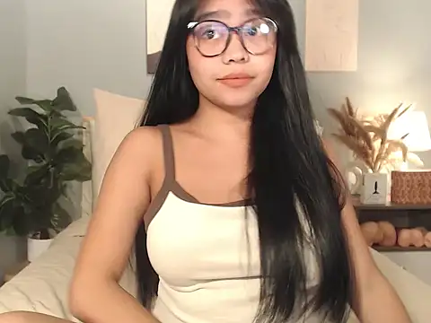 HotAsianGabby69 online show from July 23, 1:58 am