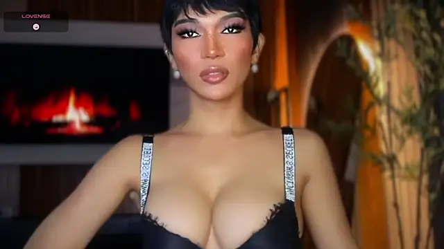 Huntress xxx online show from August 4, 4:51 am