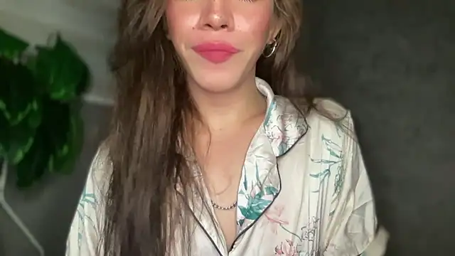 Misselliefayexxx online show from December 14, 12:27 am