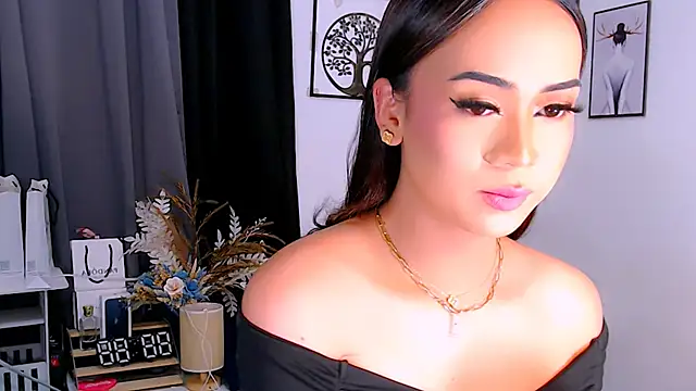 Zialustts online show from April 22, 3:19 pm