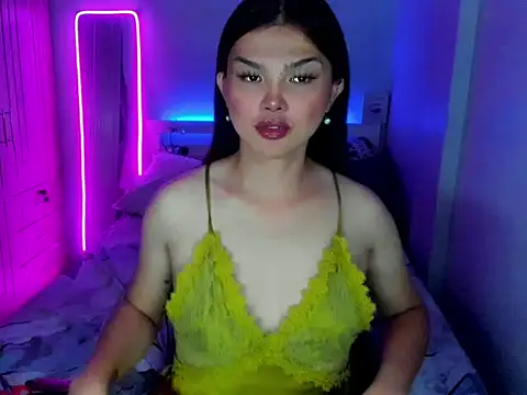 Sweetestcandyx  online show from June 21, 9:51 pm