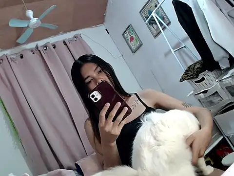 itsmekyrie online show from March 28, 12:18 pm