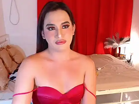 MaliaWang06 online show from June 19, 5:50 pm