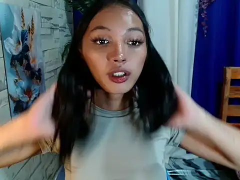 Simi Ipit online show from June 22, 1:52 pm