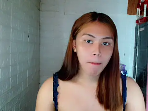 SelenaLoves  online show from June 9, 7:46 pm