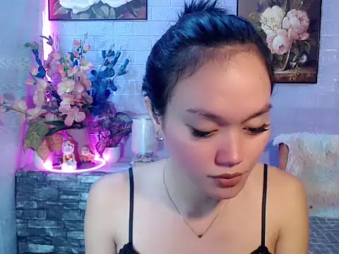 sexybabewarrior online show from June 21, 5:49 pm