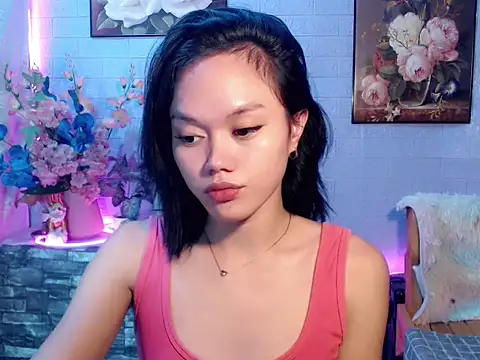 sexybabewarrior online show from July 1, 6:30 pm