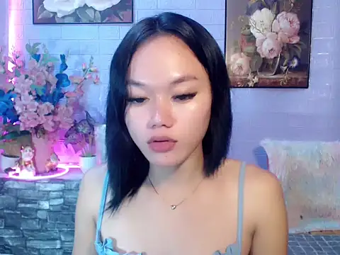 sexybabewarrior online show from July 18, 1:12 am