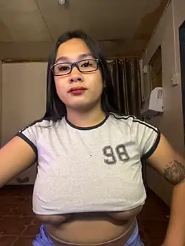 patty meowk online show from December 18, 6:46 pm