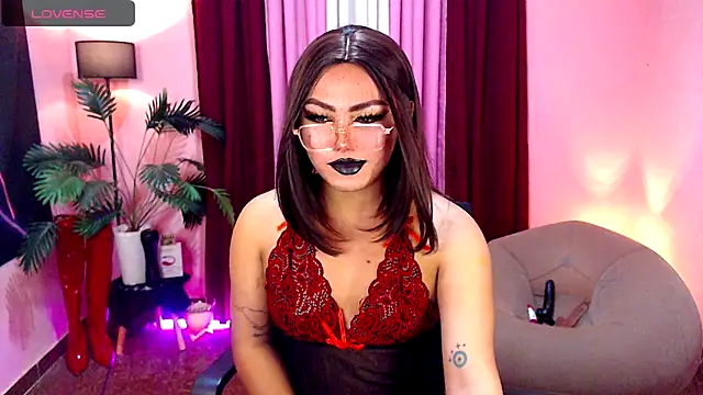 Unique Maya online show from October 11, 5:26 pm