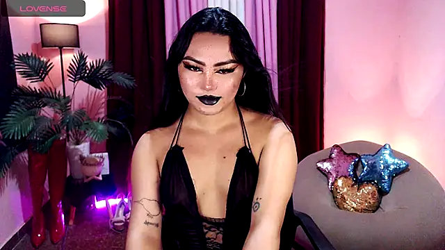 Unique Maya online show from October 26, 8:43 am