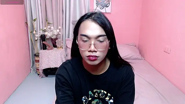 Herbielustts online show from June 18, 2:11 pm