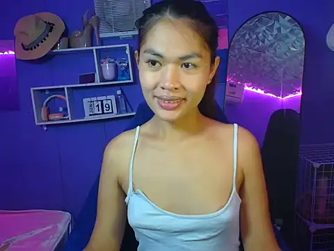 urgirljane online show from June 19, 3:38 pm