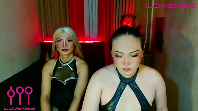 LillyLoveYou online show from July 6, 1:40 pm