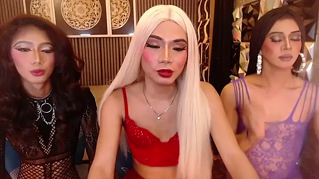BigCockMaxineTS online show from July 2, 10:09 am