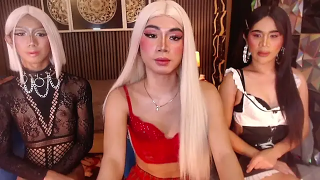 BigCockMaxineTS online show from July 6, 6:32 pm