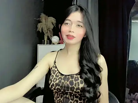 Snapshot of LexiLove chatting on October 2, 1:22 pm LexiLove online show from October 2, 1:22 pm