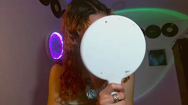 meghan devil  online show from November 11, 5:20 am