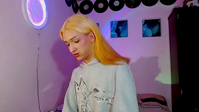 meghan devil  online show from December 4, 7:35 am