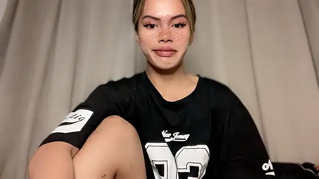 serpenthena goddess online show from November 11, 6:32 pm