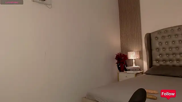 your half woman online show from March 23, 12:26 am