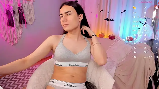 HeyAlena online show from October 25, 11:16 am