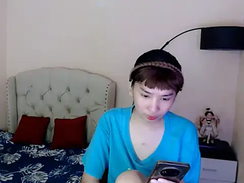 ShantalFoxxy  online show from July 23, 12:59 am