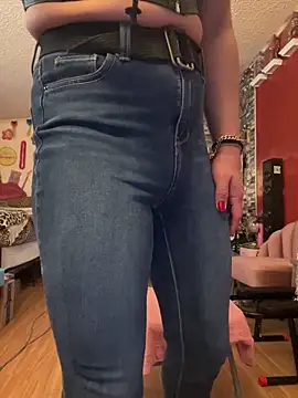TranSexualJade95 online show from June 6, 7:10 pm
