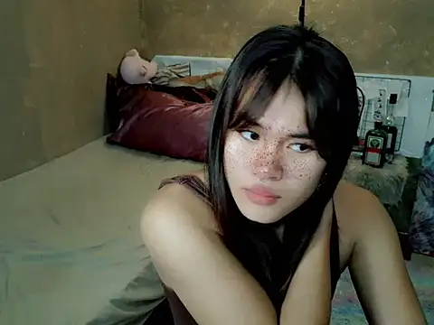 YllanaAltheaXxX online show from July 23, 1:58 am